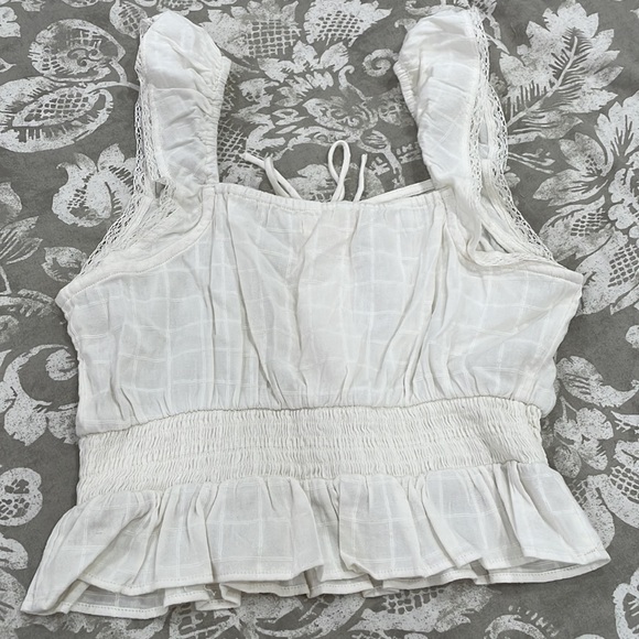 AEROPOSTALE CROP TOP 🤍🤍 - Picture 3 of 3